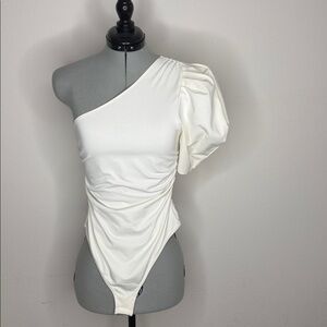 NWT Free People 10 Cream Off Shoulder Puff Sleeve Bodysuit